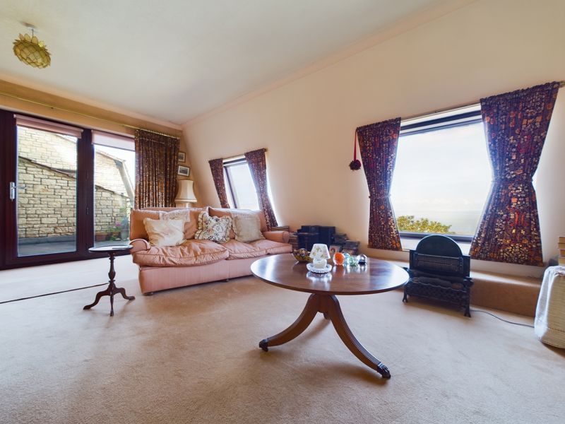 2 bed flat for sale in Upper Kewstoke Road, Weston-Super-Mare BS23, £285,000