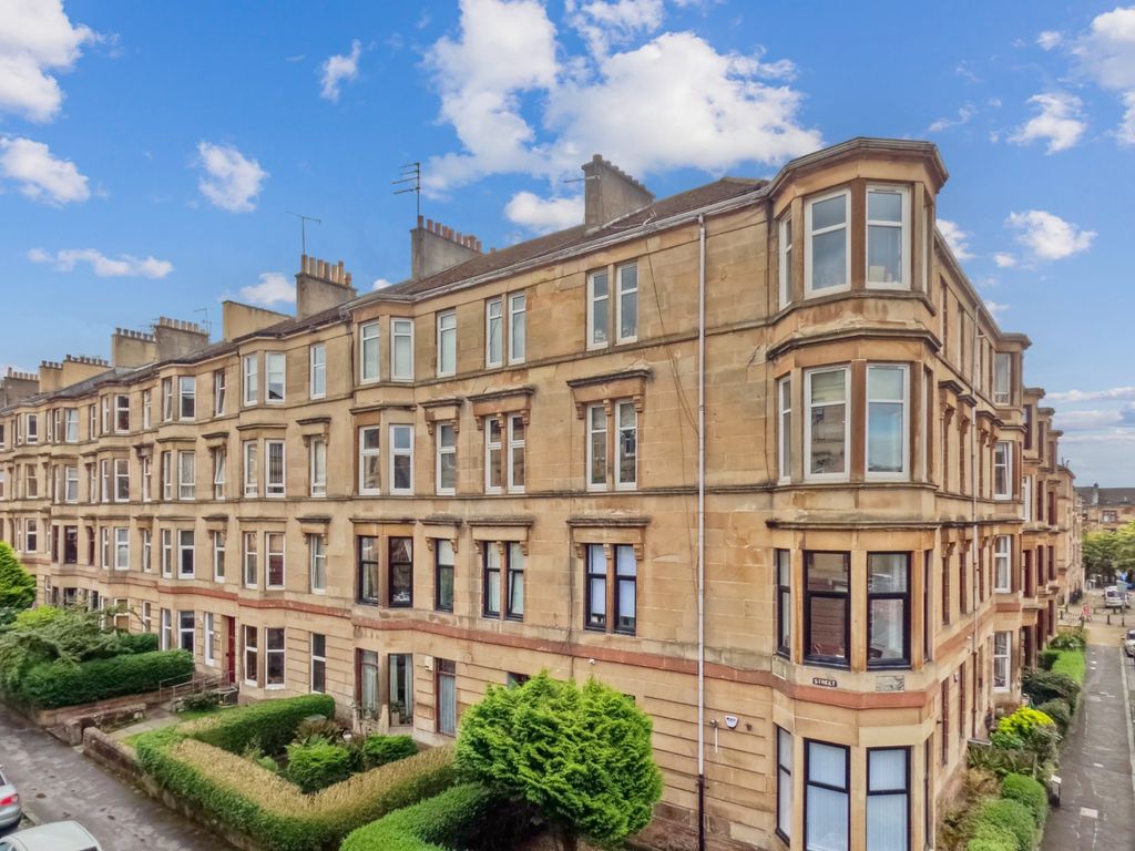 2 bed flat for sale in Lawrence Street, Partick, Glasgow G11, £280,000