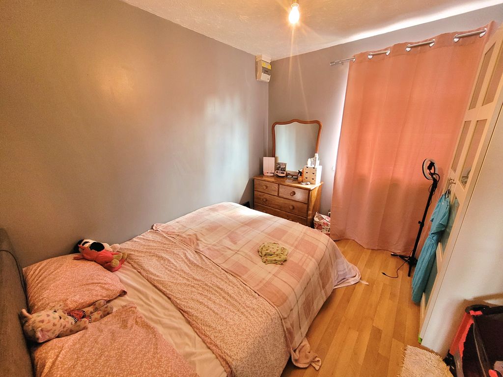 2 bed flat for sale in Philadelphia Mews, Porthcawl CF36, £149,500