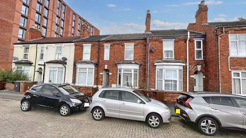 4 bed terraced house for sale in Beevor Street, Lincoln LN6, £200,000