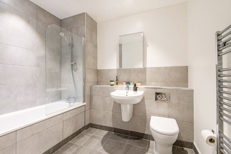 1 bed flat for sale in Bardsley Lane, London SE10, £212,500