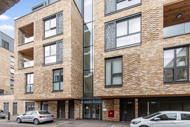 1 bed flat for sale in Bardsley Lane, London SE10, £212,500