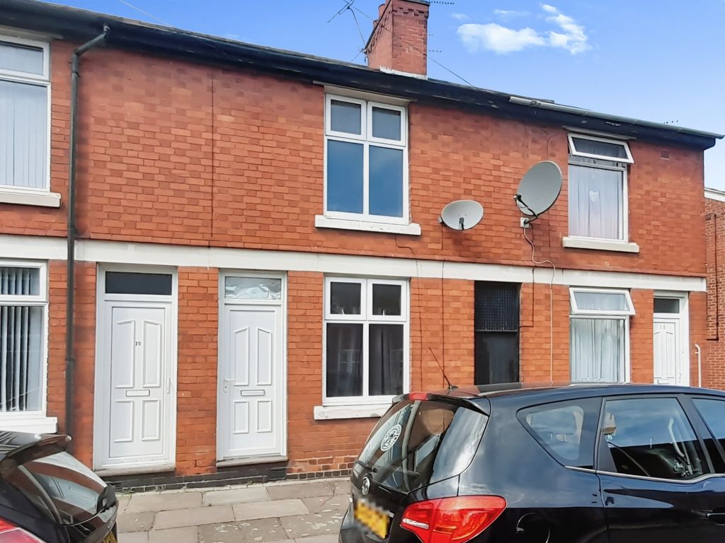 2 bed terraced house for sale in Kempson Road, Leicester LE2, £165,000