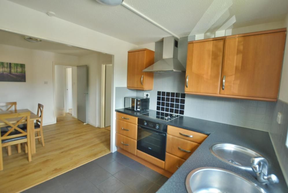 2 bed flat for sale in Broadway Park, Stevensons Close, Wimborne BH21, £240,000