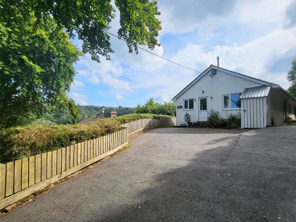 3 bed bungalow for sale in Rectory Road, Combe Martin, Ilfracombe EX34, £337,000