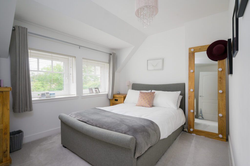2 bed flat for sale in The Beech Tree, Bridgend EH49, £190,000