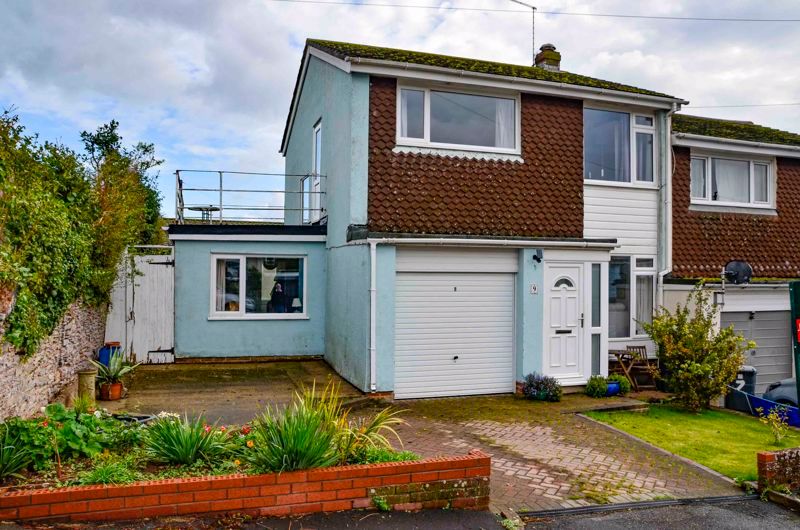 4 bed end terrace house for sale in Eden Close, Brixham TQ5, £325,000