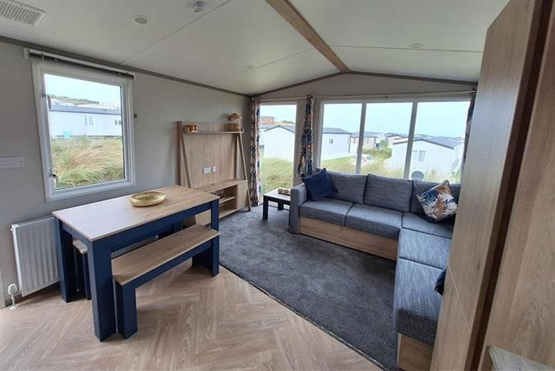 2 bed mobile/park home for sale in Loggans Road, Loggans, Hayle TR27, £69,995