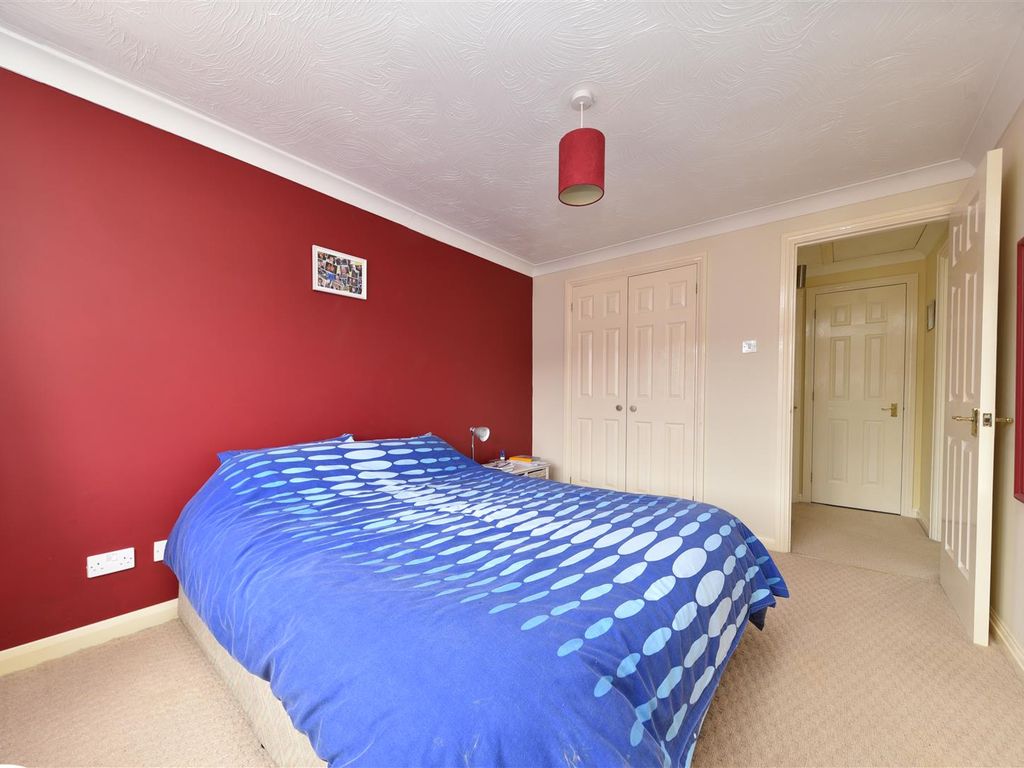 1 bed terraced house for sale in The Chilterns, Stevenage SG1, £260,000