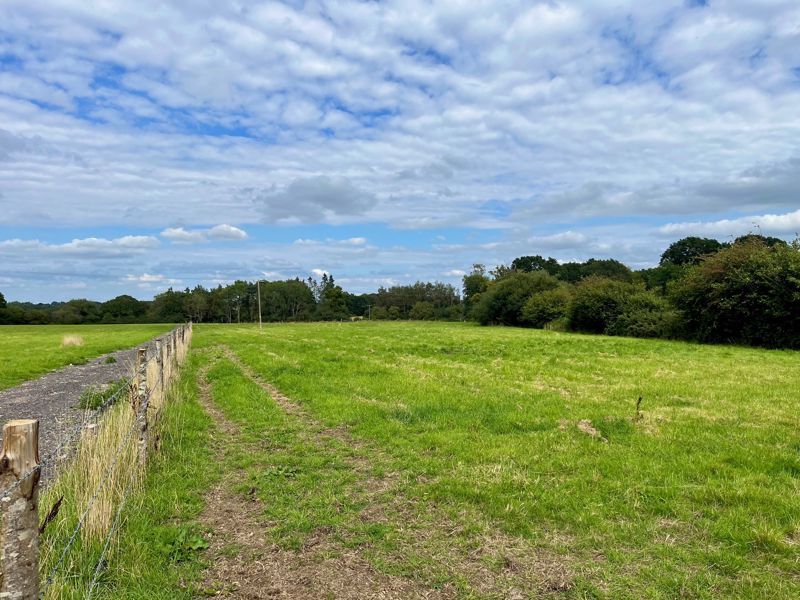 Land for sale in Kings Lane, Coldwaltham, Pulborough RH20, £85,000