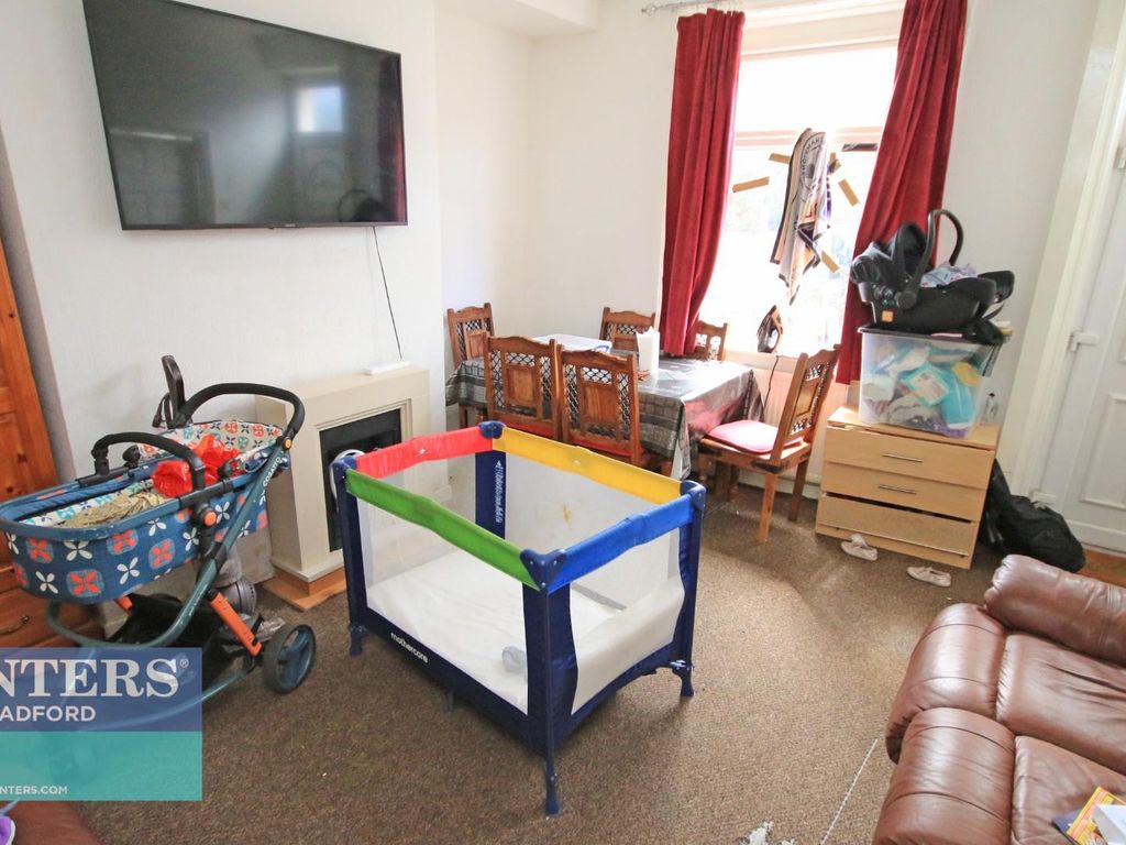 3 bed terraced house for sale in Northampton Street, Bradford BD3, £75,000