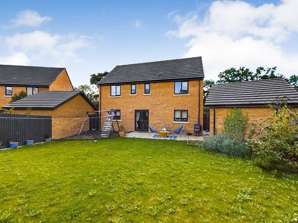 4 bed detached house for sale in Carver Way, Ramsey, Cambridgeshire. PE26, £180,000