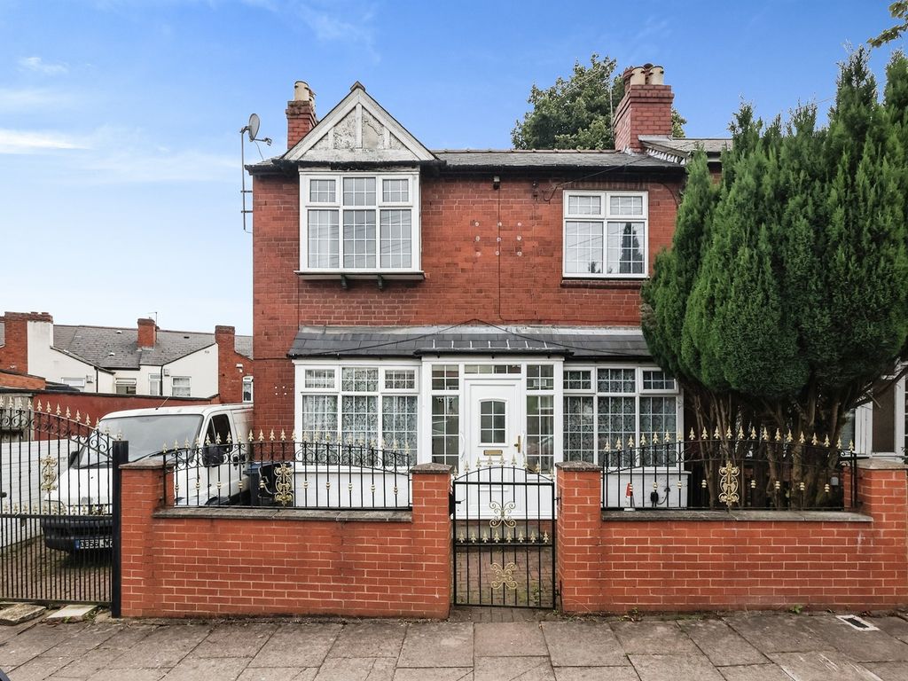 2 bed semi-detached house for sale in Swindon Road, Edgbaston, Birmingham B17, £220,000