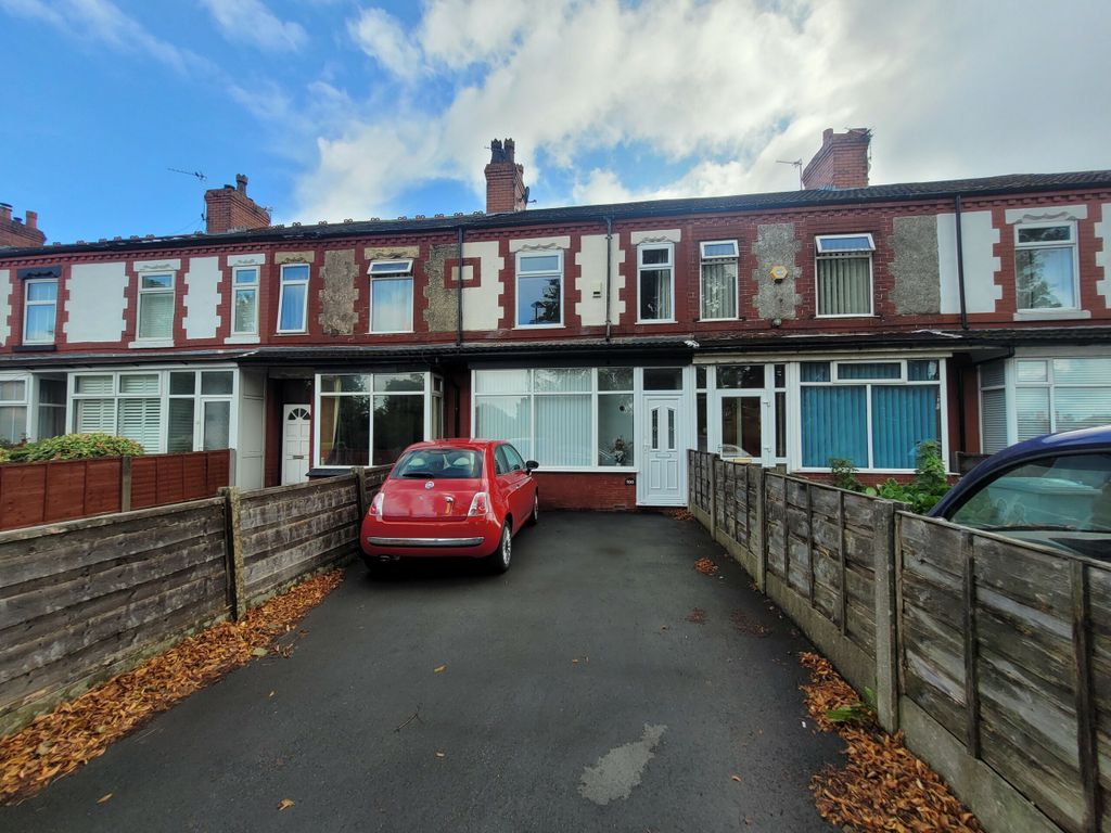 3 bed terraced house for sale in Woodsend Road, Urmston, Manchester M41, £265,000