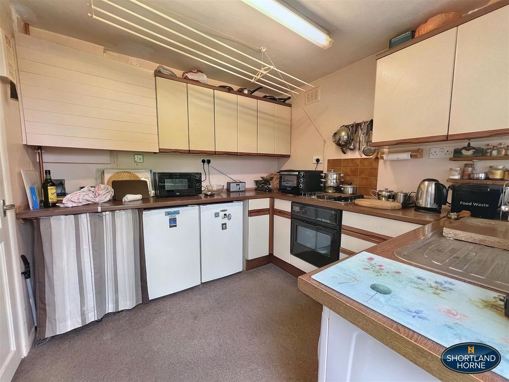 4 bed detached house for sale in Alderminster Road, Mount Nod, Coventry CV5, £320,000