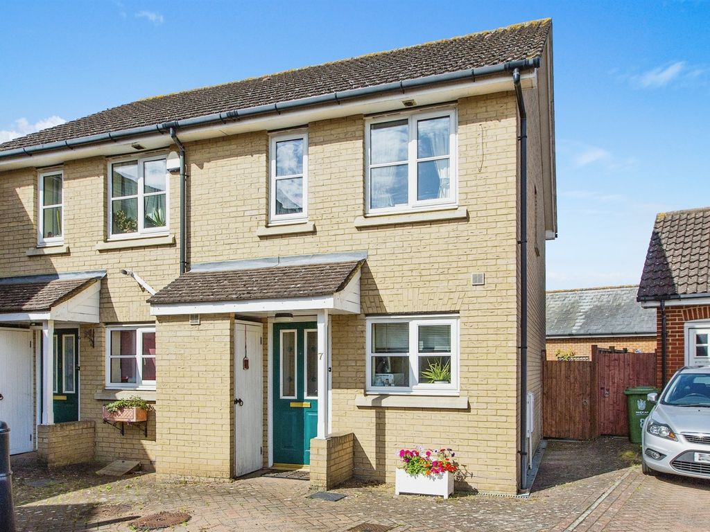 2 bed end terrace house for sale in Wattle Close, Lower Cambourne, Cambridge CB23, £260,000