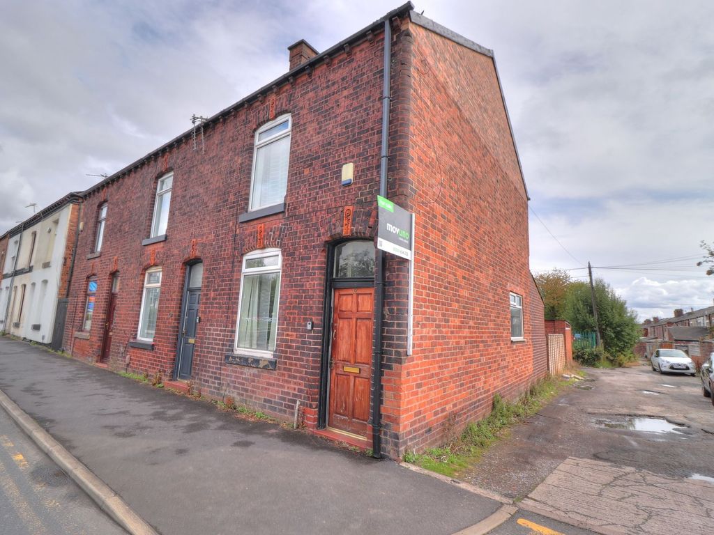2 bed end terrace house for sale in Bolton Road, Westhoughton, Bolton BL5, £110,000
