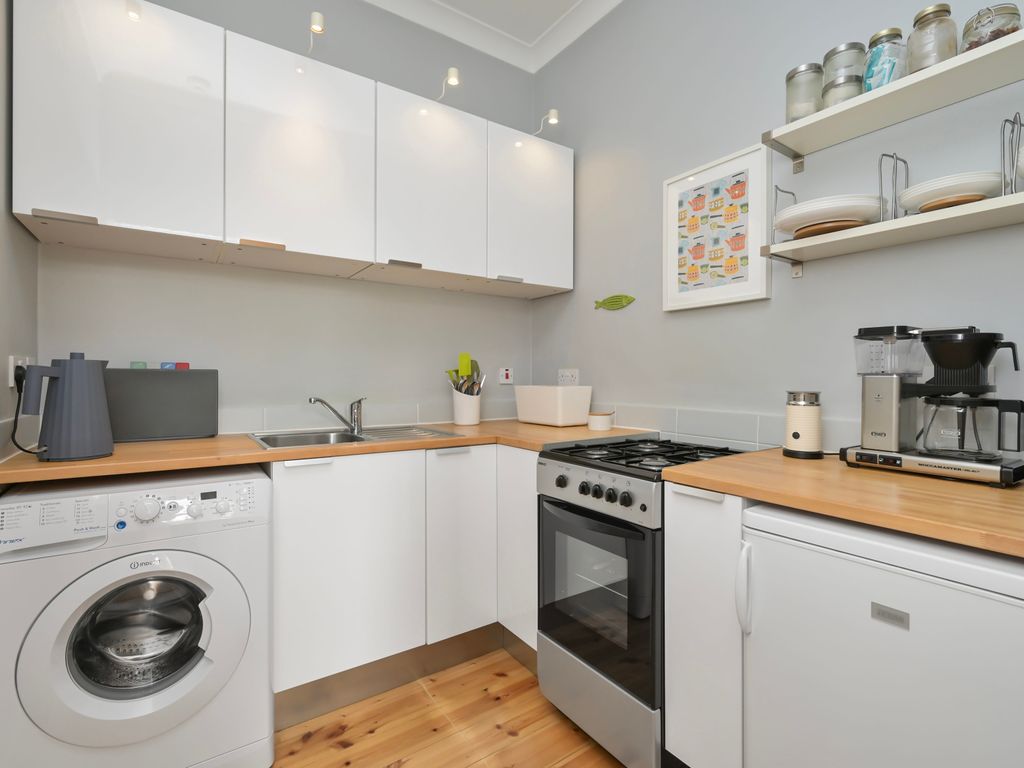 1 bed flat for sale in 3 (Flat 9), Salmond Place, Abbeyhill, Edinburgh EH7, £165,000