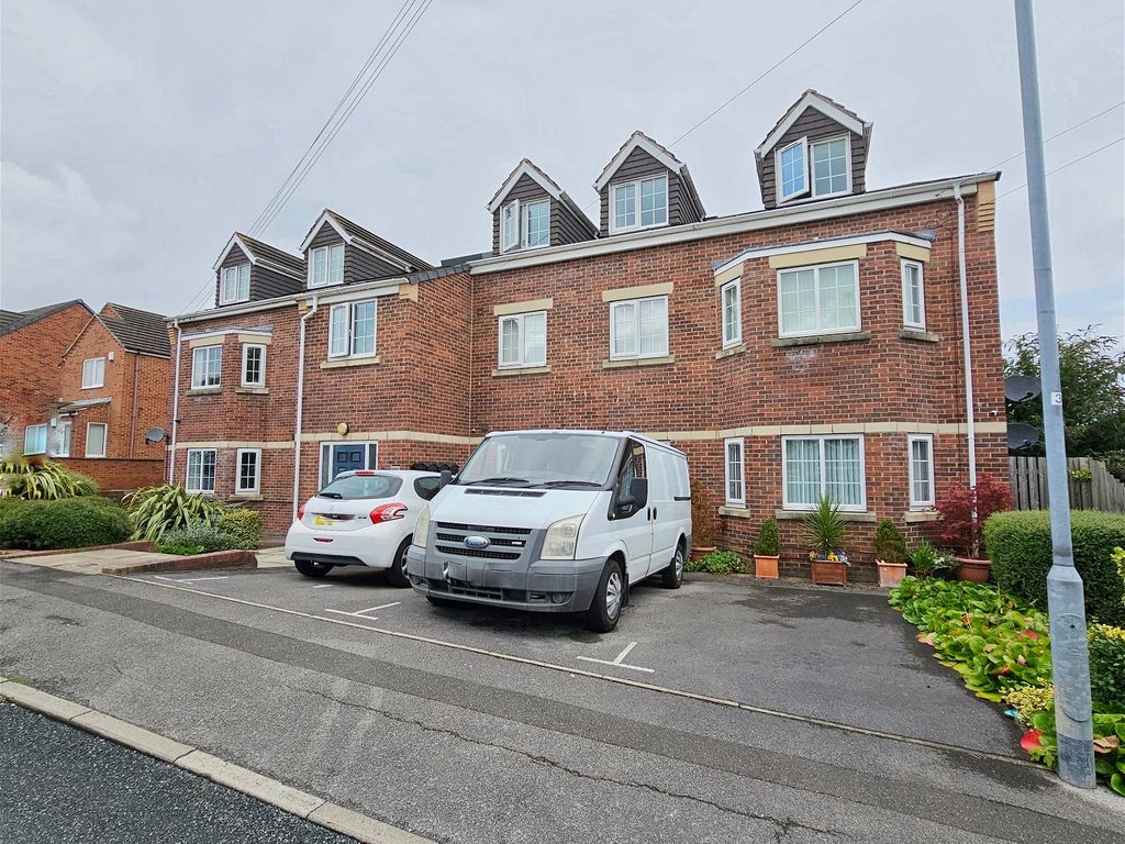 2 bed flat for sale in Rectory Close, Wombwell, Barnsley S73, £105,000
