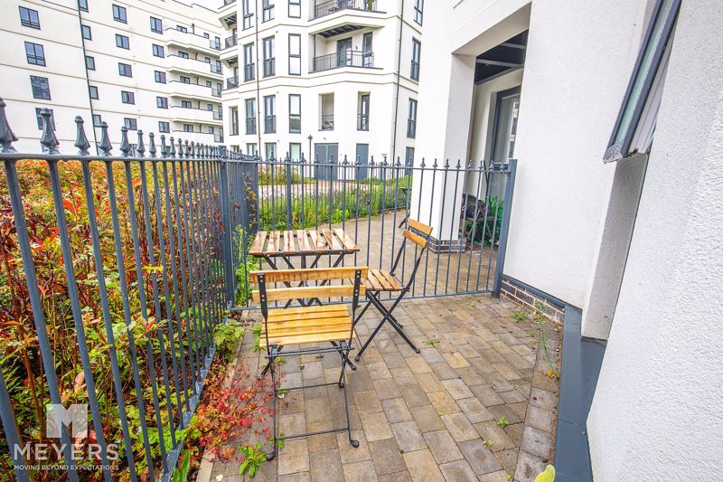 1 bed flat for sale in Hawthorne Court, 11B West Cliff Road, Bournemouth BH2, £230,000