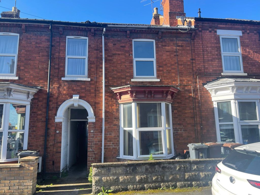 2 bed terraced house for sale in Foster Street, Lincoln LN5, £110,000