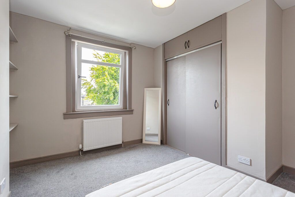 2 bed flat for sale in Cornton Crescent, Bridge Of Allan FK9, £139,000