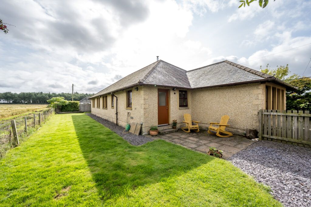 4 bed detached bungalow for sale in Kirkbuddo, Forfar DD8, £295,000