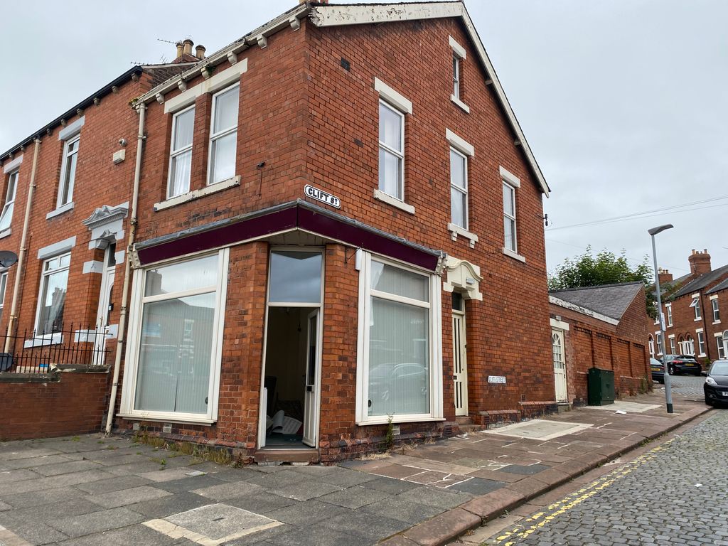Office for sale in Newtown Road, Carlisle CA2, £75,000