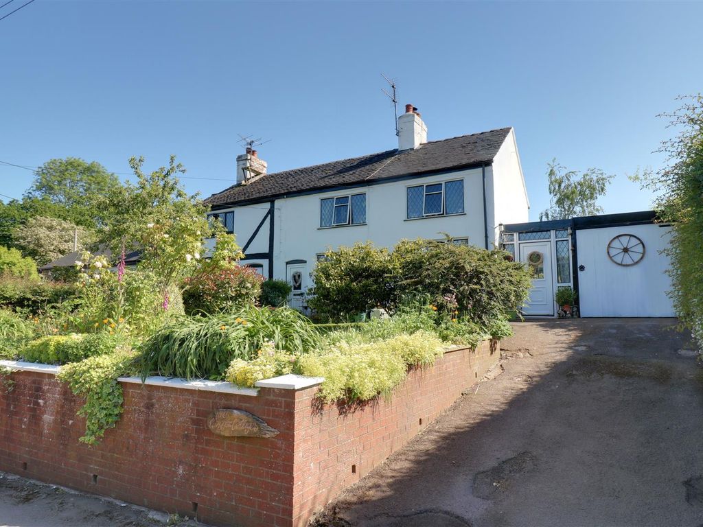 3 bed cottage for sale in Nantwich Road, Audley, Stoke-On-Trent ST7, £285,000