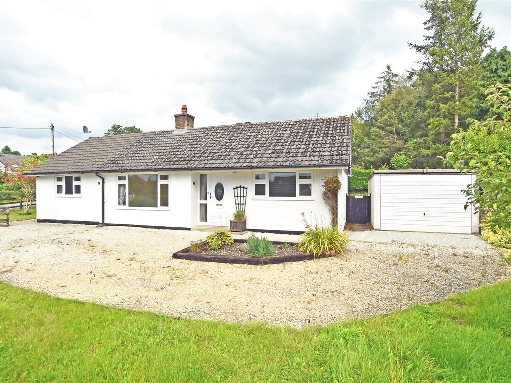 3 bed bungalow for sale in Rock Road, Crossgates, Llandrindod Wells, Powys LD1, £230,000