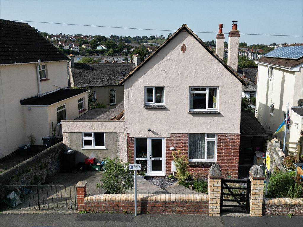 3 bed detached house for sale in Gothic Road, Newton Abbot TQ12, £320,000