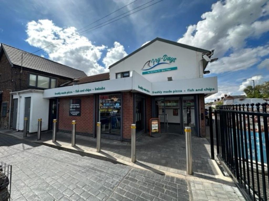 Restaurant/cafe for sale in Coleshill Road, Hartshill, Nuneaton CV10, £225,000