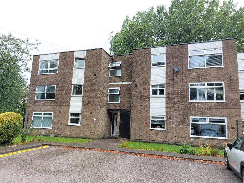 1 bed flat for sale in St. Georges Court, Hollins Lane BL9, £95,000