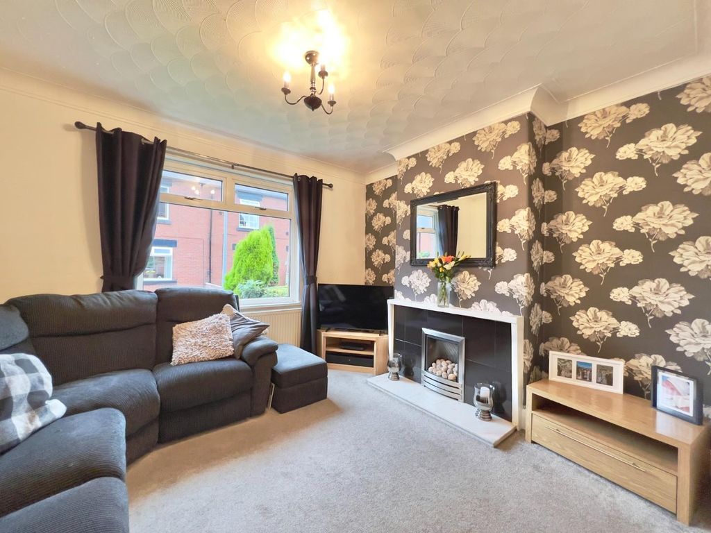 3 bed property for sale in May Terrace, Barnsley S70, £160,000