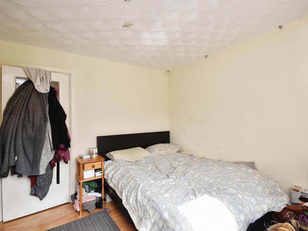 1 bed flat for sale in Coed Edeyrn, Llanedeyrn, Cardiff CF23, £100,000
