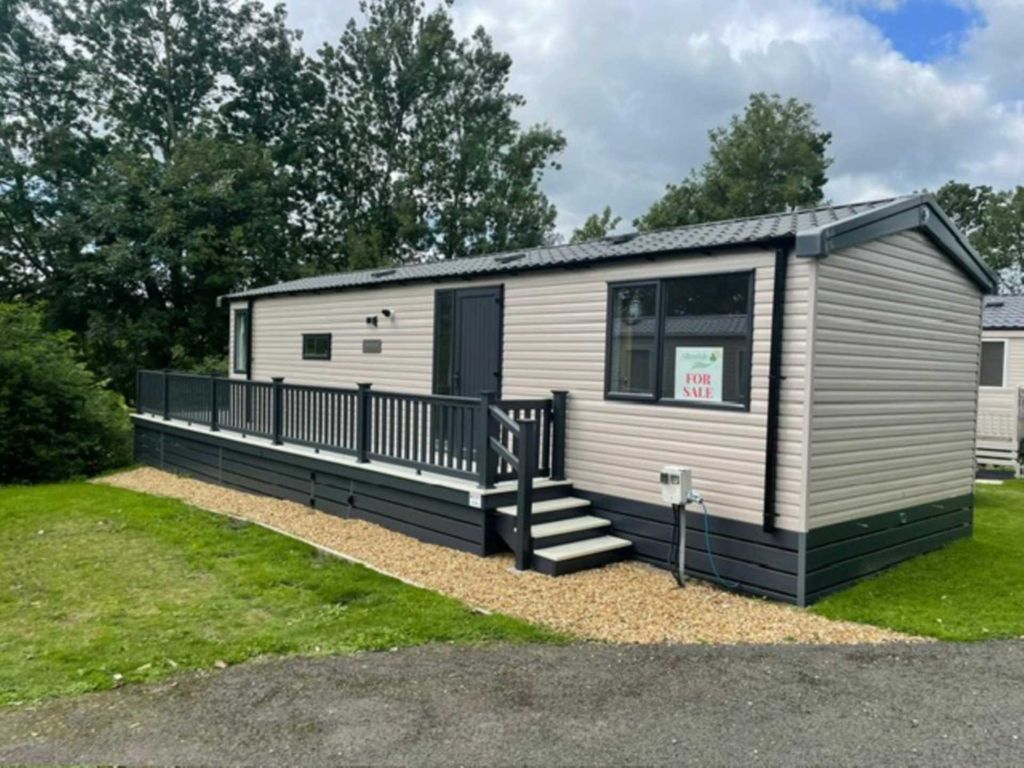 2 bed mobile/park home for sale in Catton, Hexham NE47, £54,650
