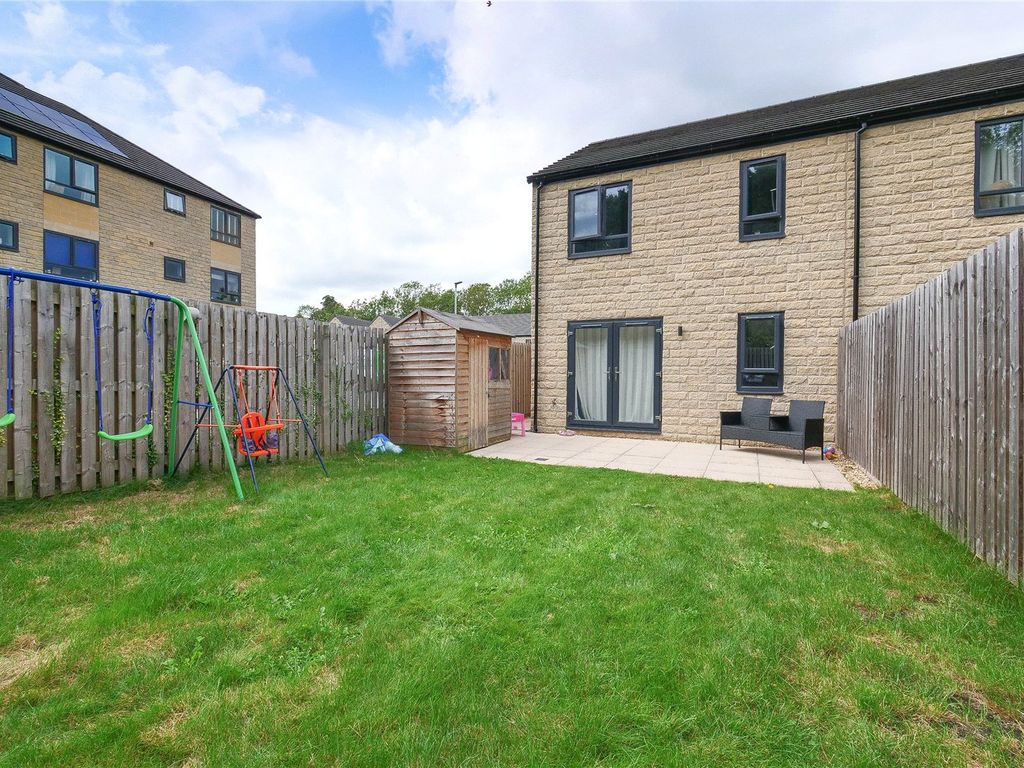 3 bed end terrace house for sale in Beck View Way, Shipley, West Yorkshire BD18, £199,950