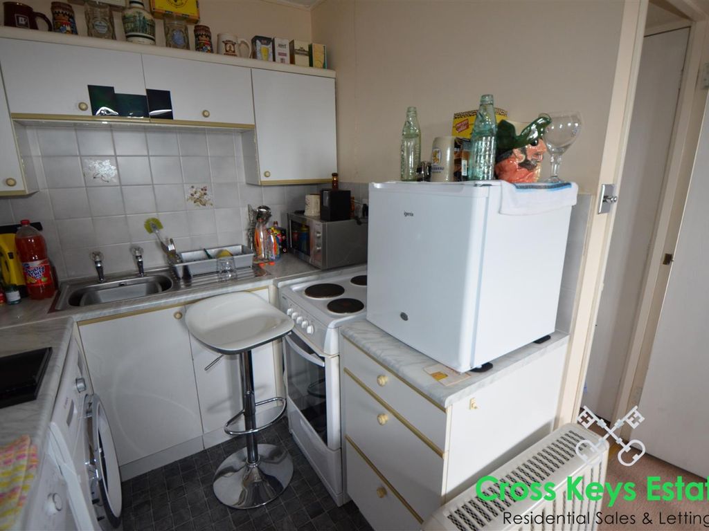 1 bed flat for sale in Northesk Street, Stoke, Plymouth PL2, £80,000