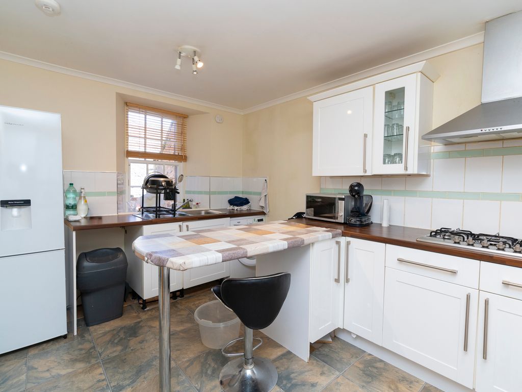 2 bed flat for sale in High Street, Brechin DD9, £76,000