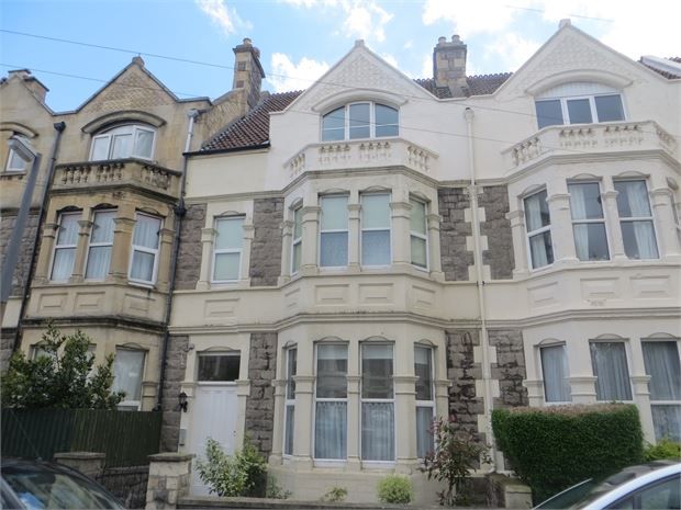 1 bed flat for sale in Milburn Road, Weston-Super-Mare, North Somerset. BS23, £100,000