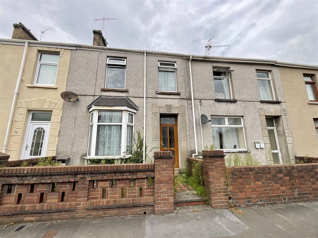 3 bed terraced house for sale in Pembrey Road, Llanelli SA15, £79,995