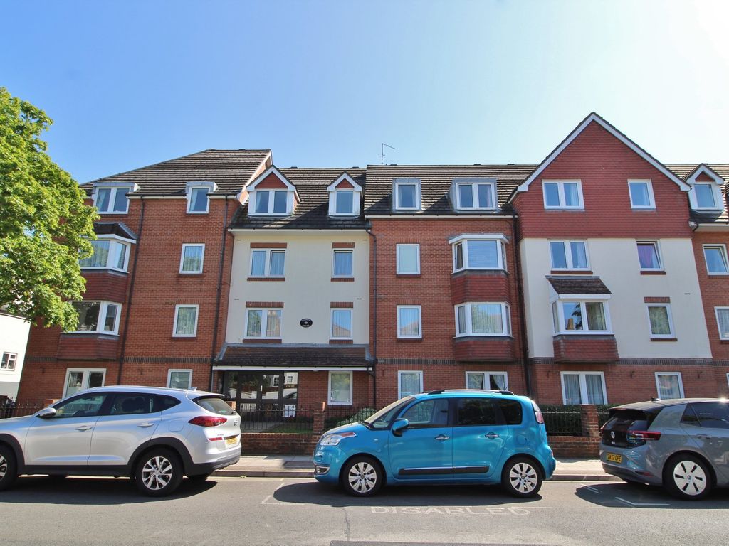 1 bed property for sale in Granada Road, Southsea PO4, £105,000