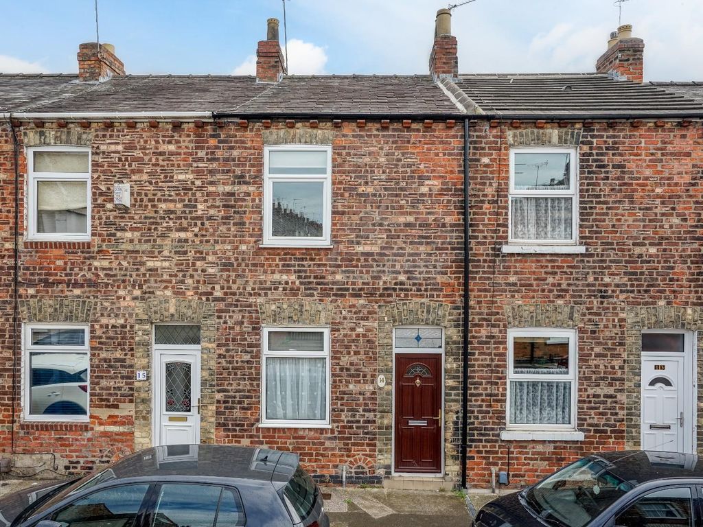2 bed terraced house for sale in Bright Street, Off Leeman Road, York YO26, £200,000