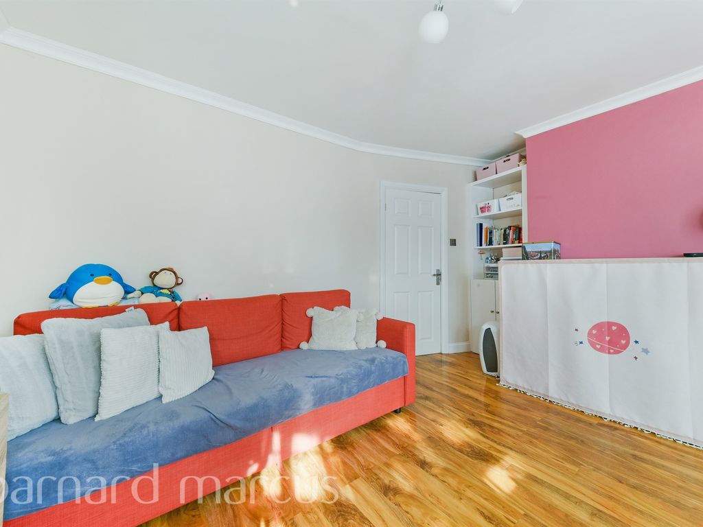 1 bed flat for sale in Angel Hill, Sutton SM1, £260,000