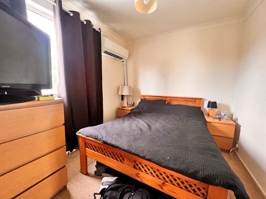 1 bed maisonette for sale in Deanery Gardens, Bocking, Braintree CM7, £140,000