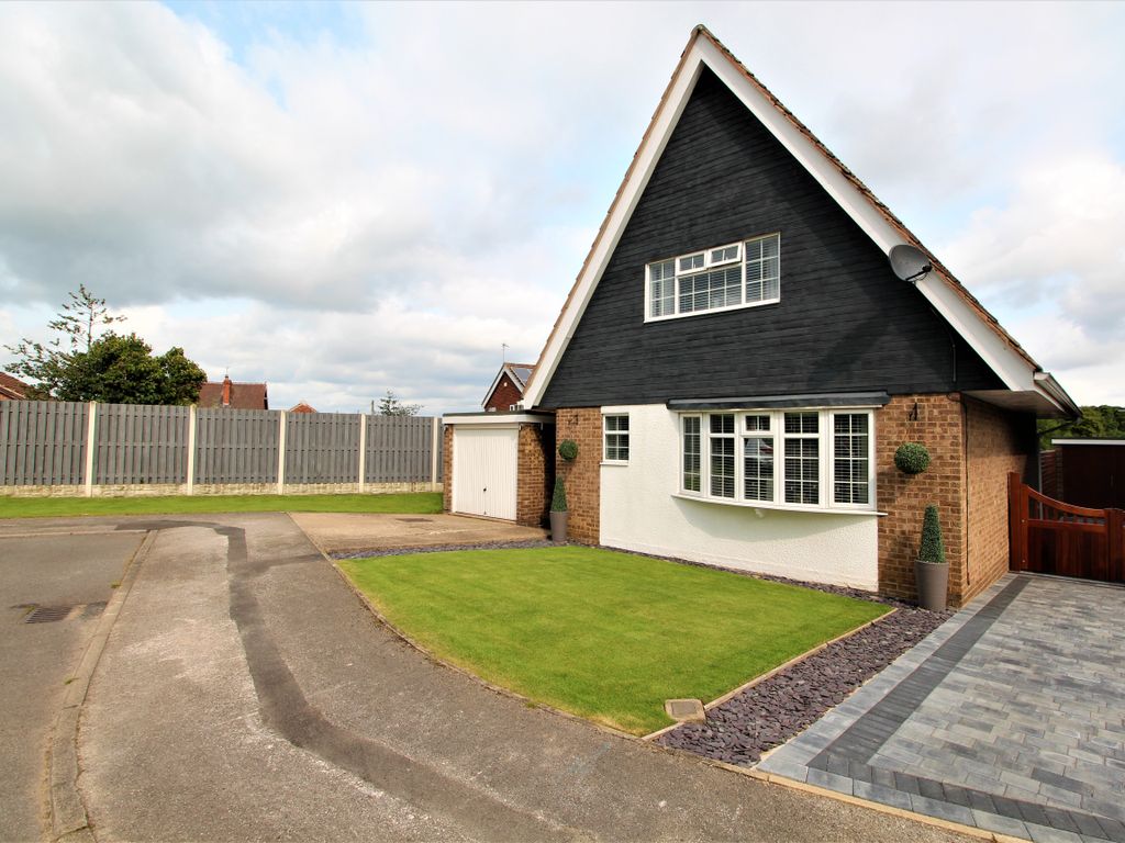 3 bed detached house for sale in Top Tree Way, Thrybergh, Rotherham S65, £265,000