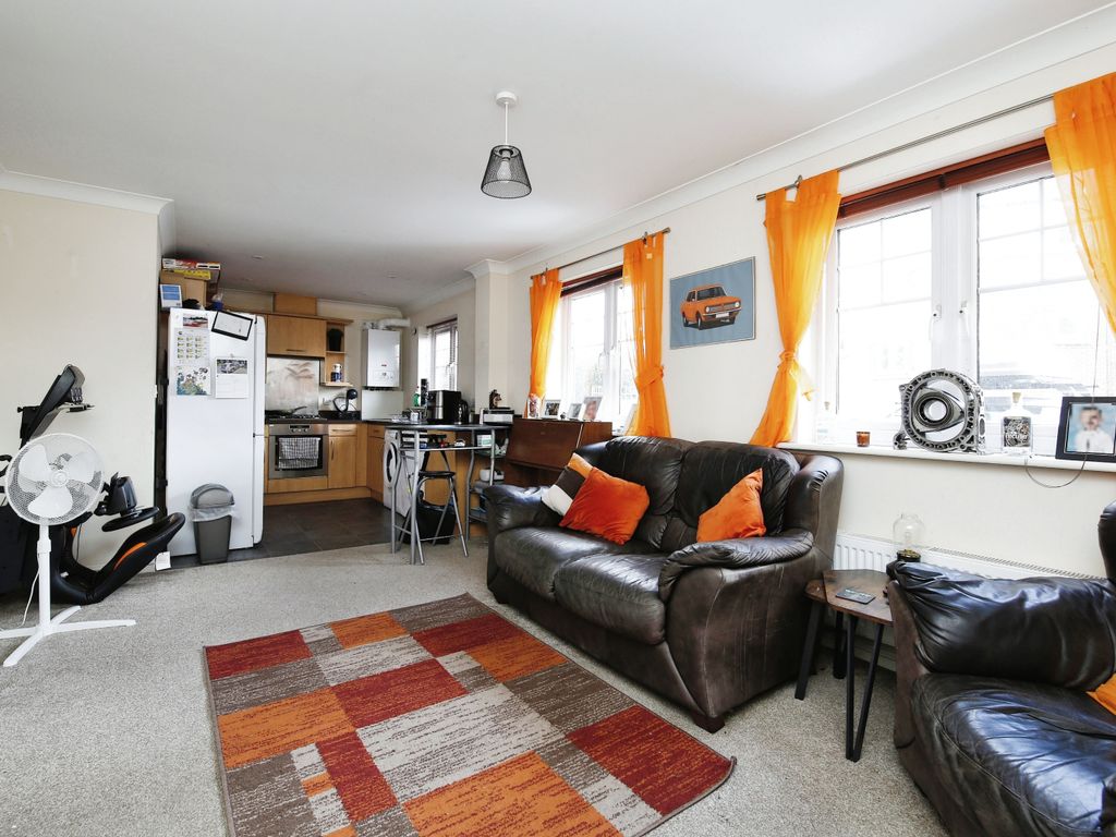 2 bed flat for sale in Appleby Close, Darlington, Durham DL1, £80,000