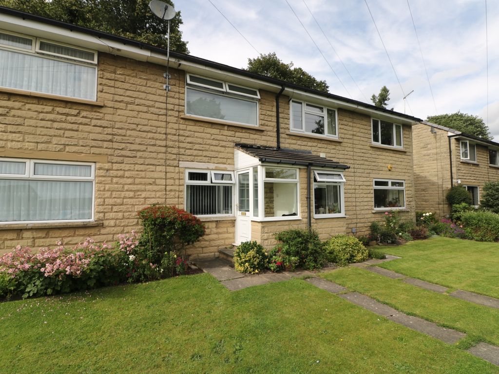 2 bed terraced house for sale in Aldersyde, Birstall, Batley, West Yorkshire WF17, £135,000