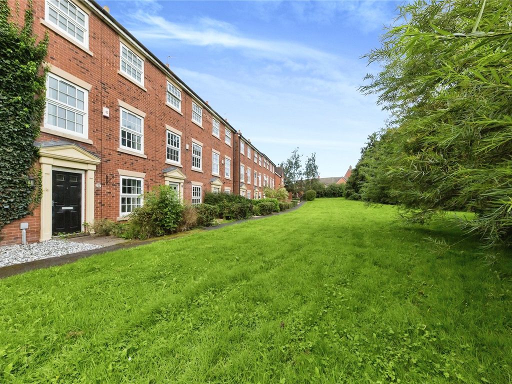 3 bed town house for sale in Holland Walk, Nantwich, Cheshire CW5, £205,000