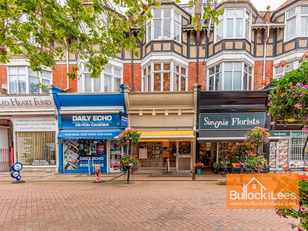 4 bed flat for sale in Sea Road, Boscombe, Bournemouth BH5, £220,000